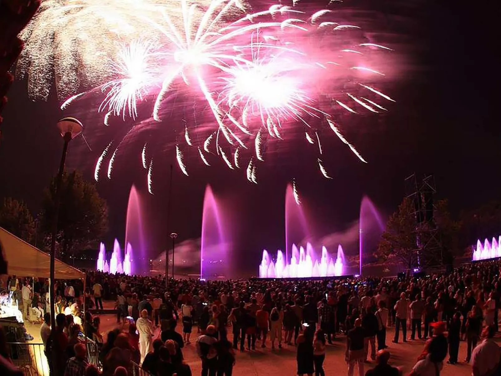 Eine kleine Ecke der Provence. Privater beheizter Pool-Buiten