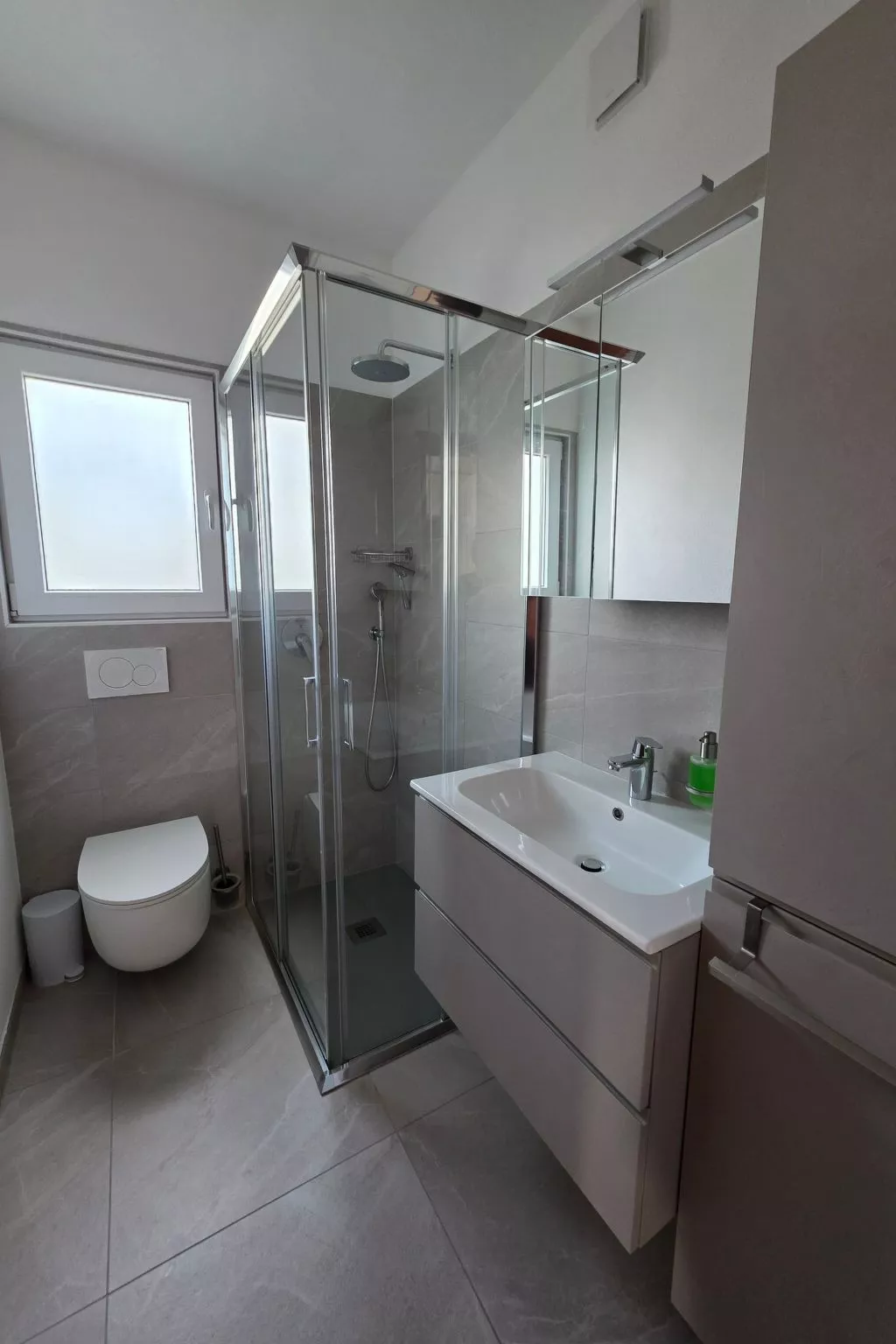 Casa Melitta' Ferien mit schönem Seeblick-Binnen