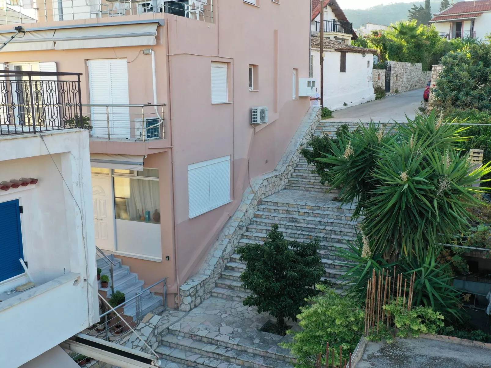 Appartement in Derveni mit Terrasse-Buiten