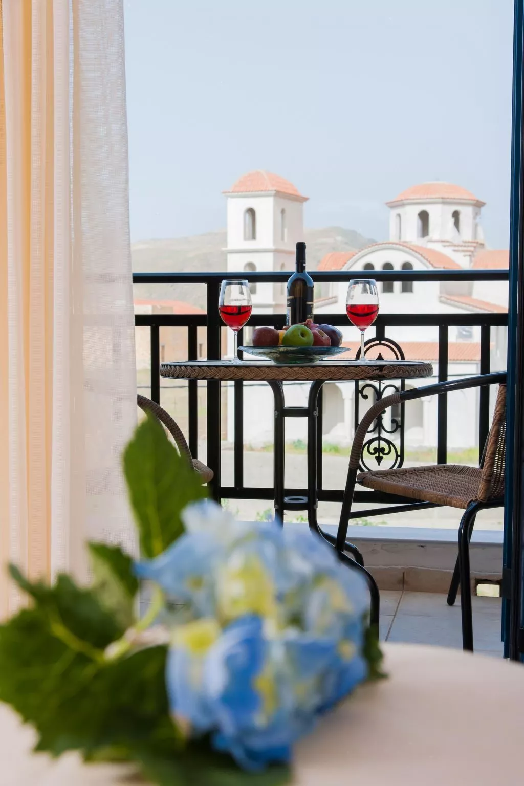 Schönes Haus in Panormos mit kleinem Garten-Buiten