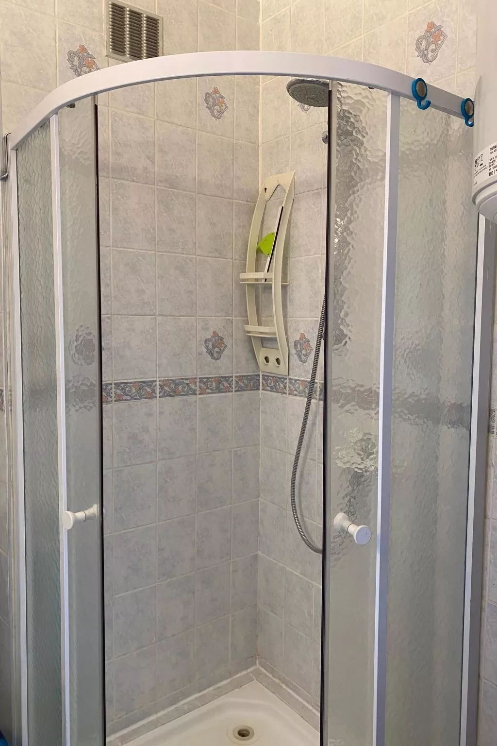 Studio-Apartment mit Blick auf das Wasser-Image-tags.info