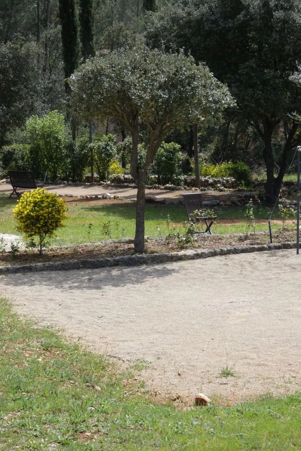 "La Cigale" mit Schwimmbad-Buiten