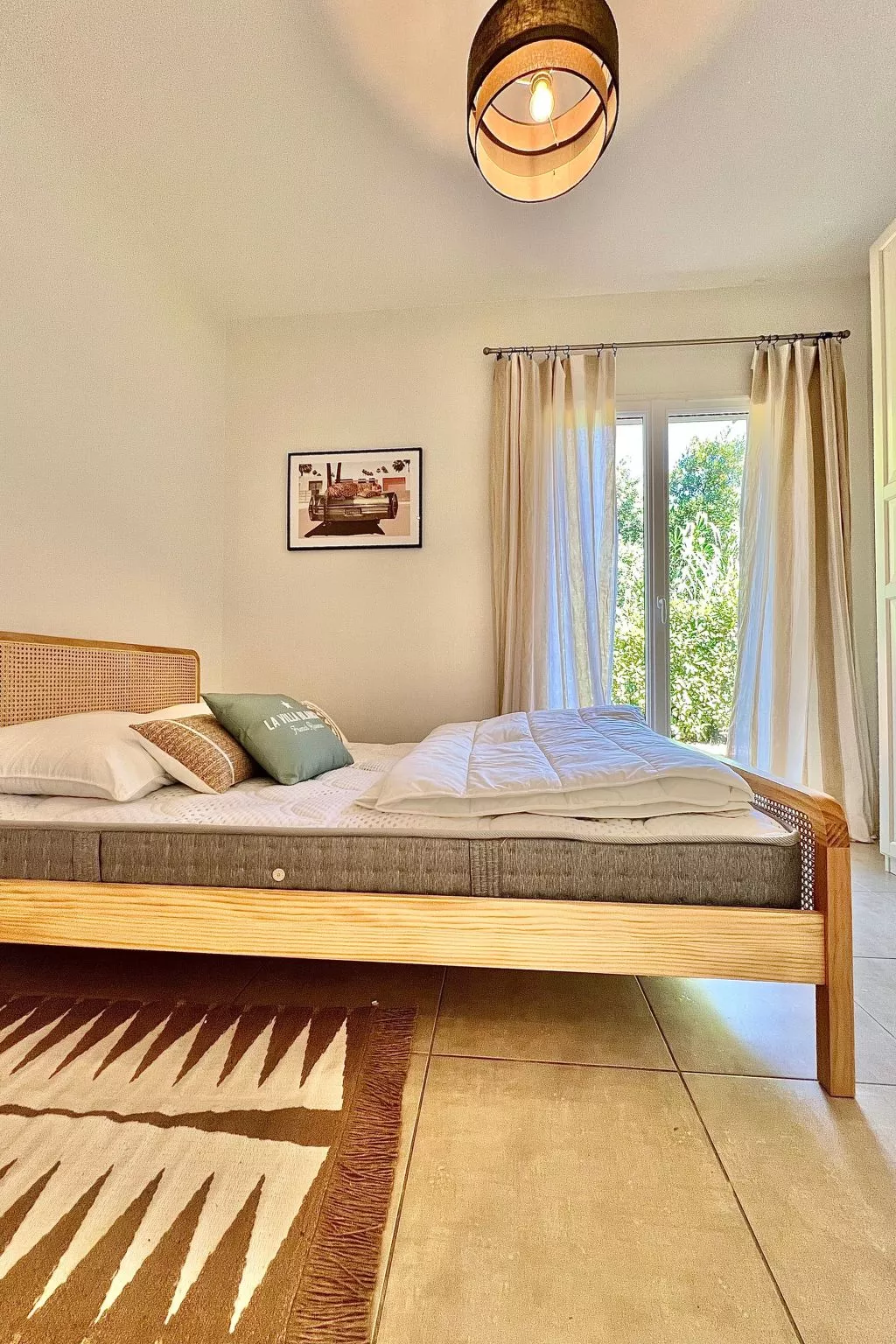 Ferienvilla "La Villa Blanche" (Die weiße Villa)-Image-tags.info