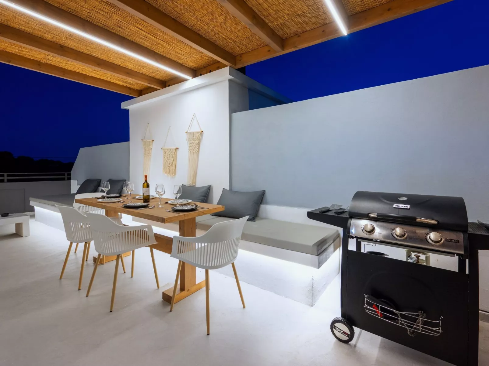 Armonikon Pool Villa 1-Binnen