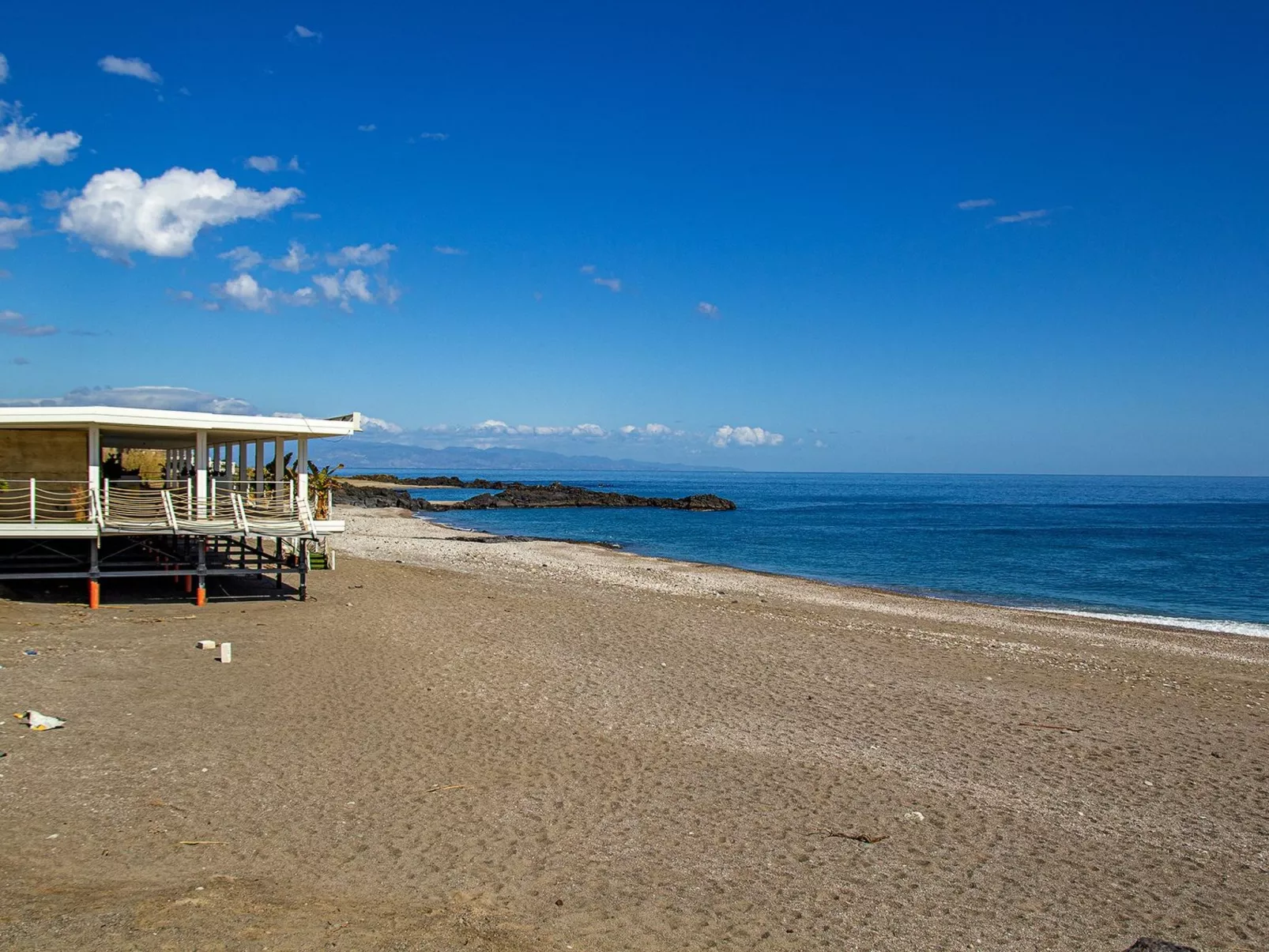 Naxos Loft Ferienwohnung mit Terrasse-Binnen