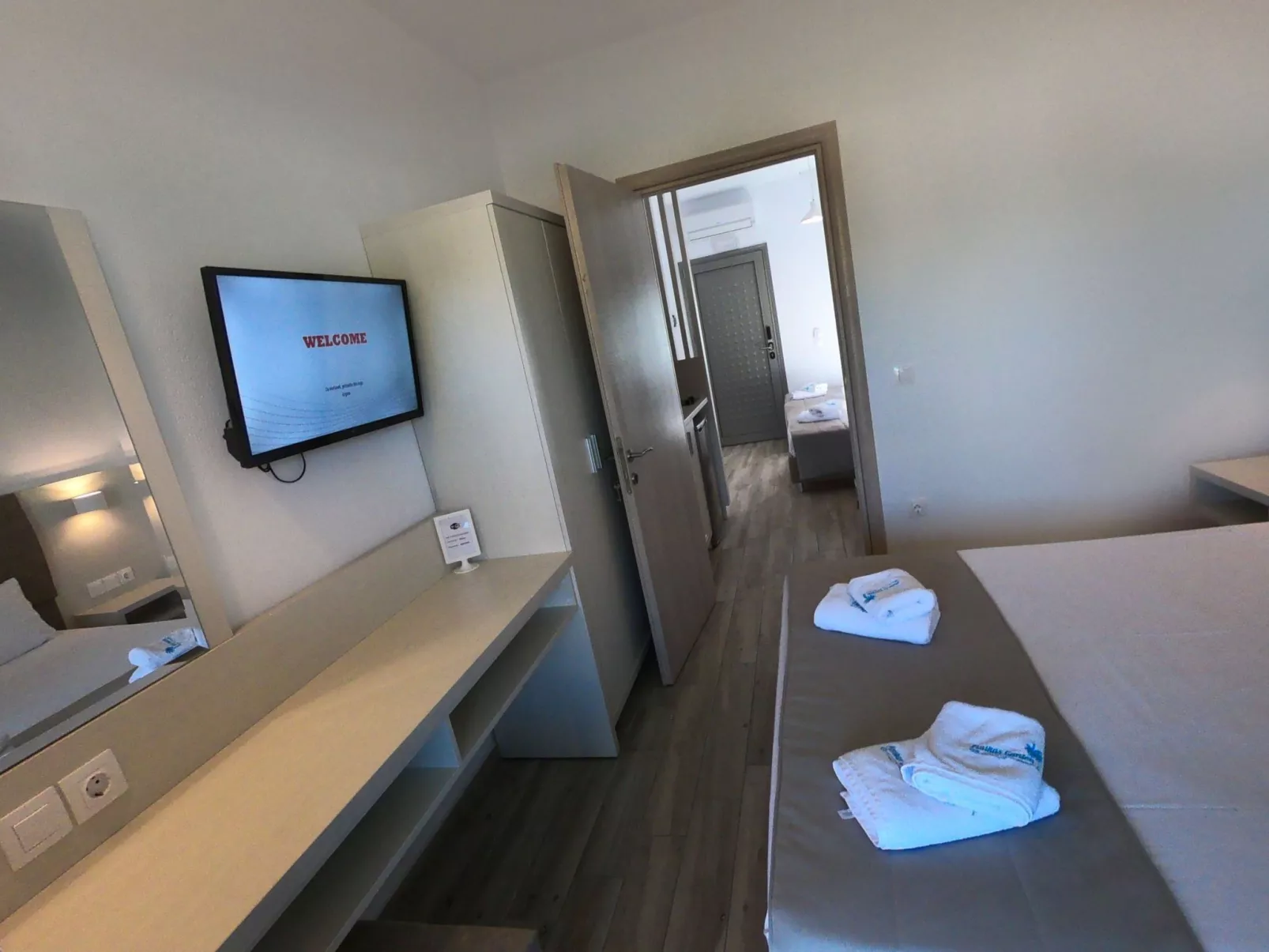 Finikas Garden Nikit-Binnen