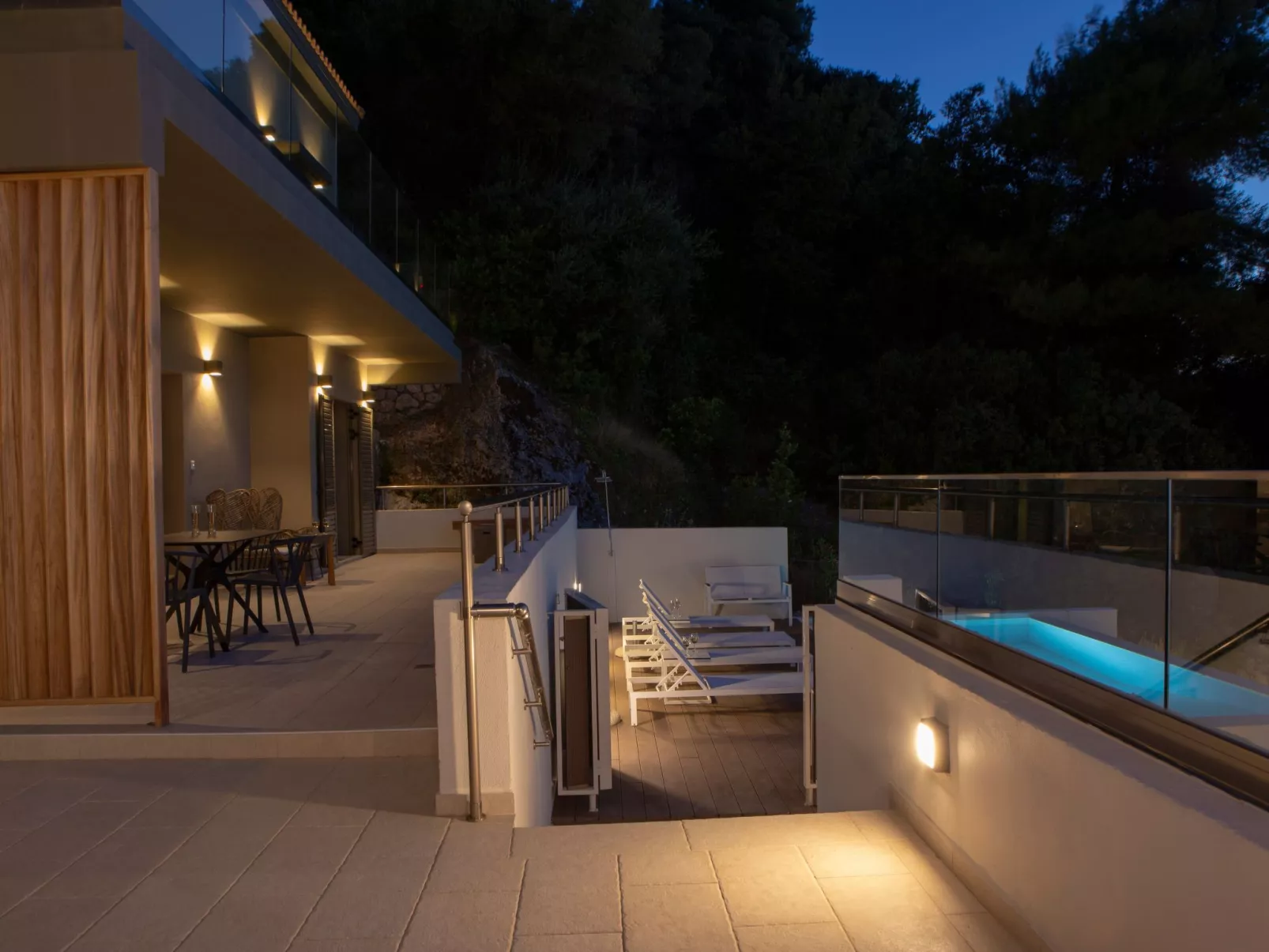 Villa mit eigenem Garten und in der Nähe von Agios Nikitas-Buiten