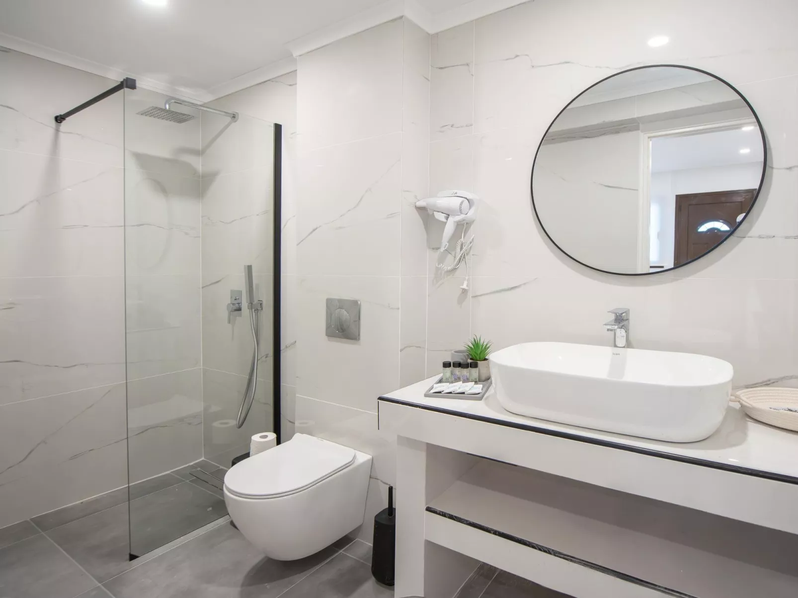 Blue Di Mare Villen-Wohnung 2-Binnen