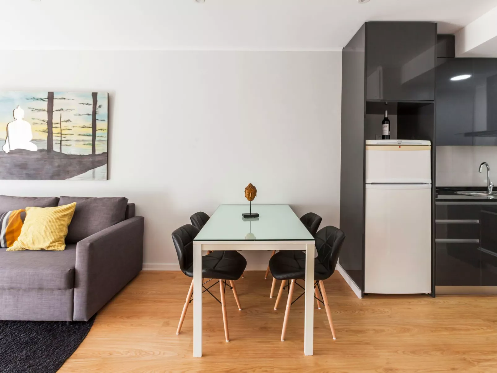 Wohnung "Coolhome" mit Balkon-Binnen