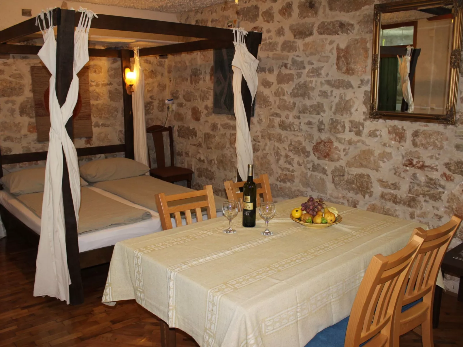 Lieber Himell 1-Binnen