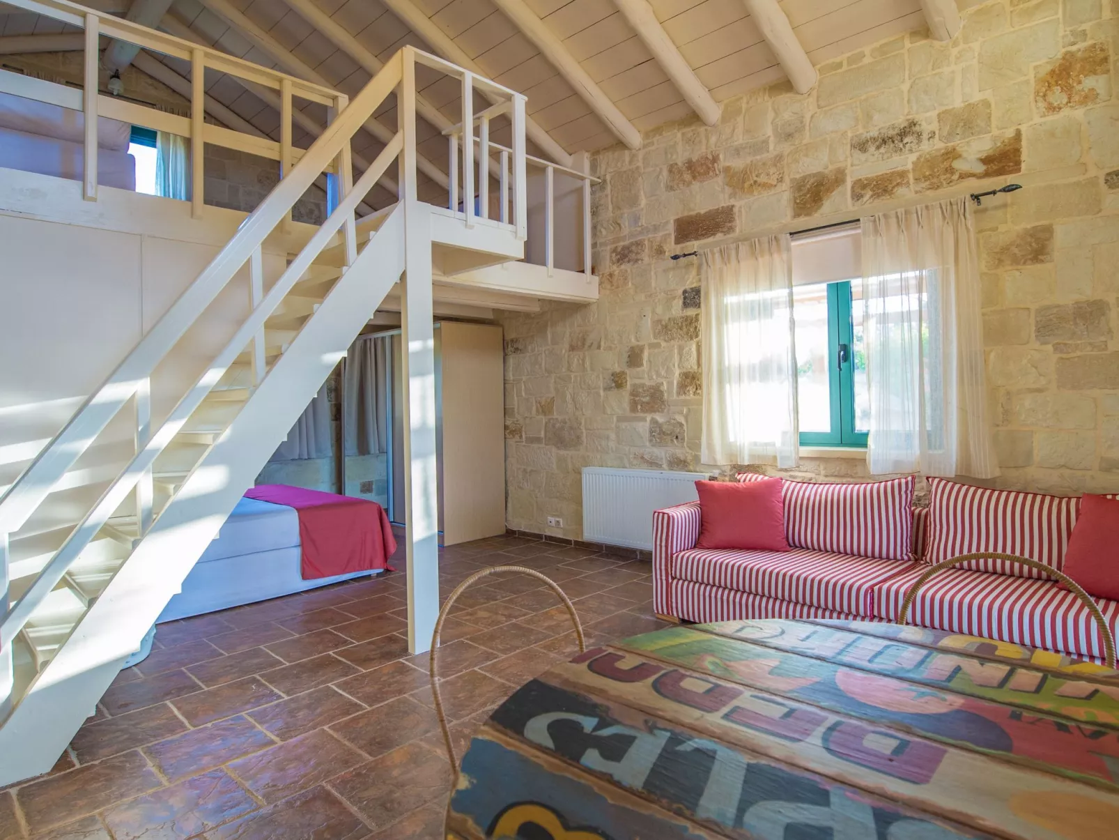 Villa Mathea - Kreta - Große Luxusvilla mit privatem Pool - Zentrale aber ruhig-Image-tags.info