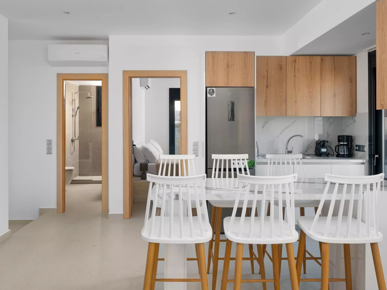 Davlakos Wohnung Rea 1-Binnen