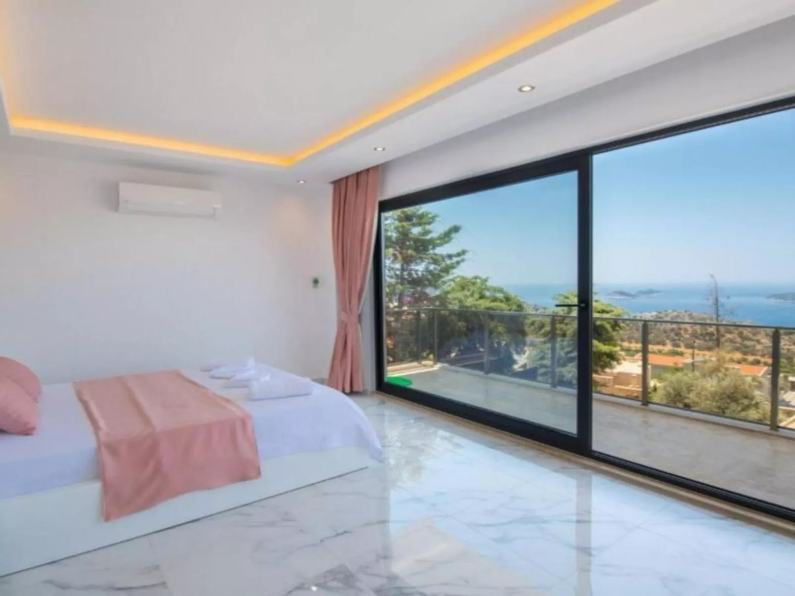 Meerblick Villa-Image-tags.info