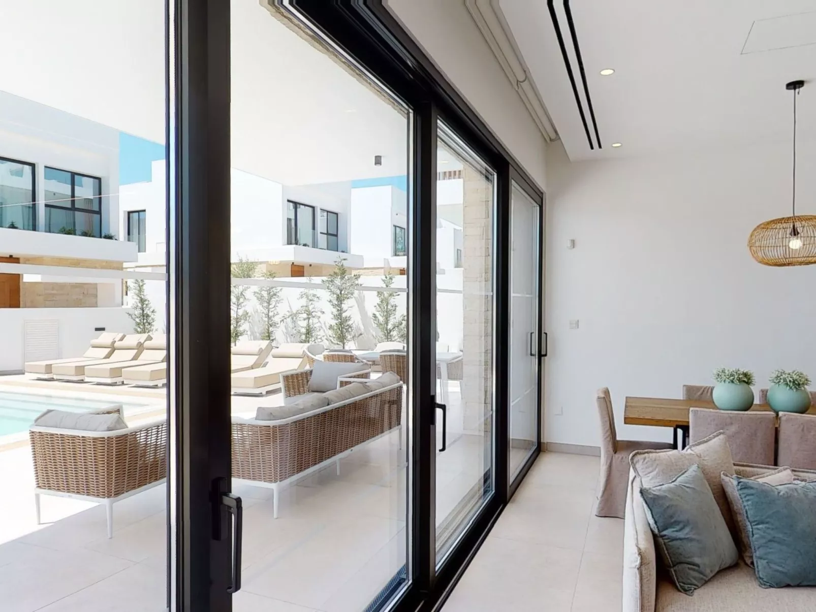 Periyiali Resort - Seitlicher Meerblick Terpsichori - 18-Binnen