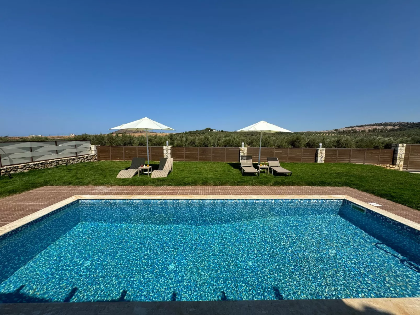 "Panor Villas" mit eigenem Pool-Image-tags.info