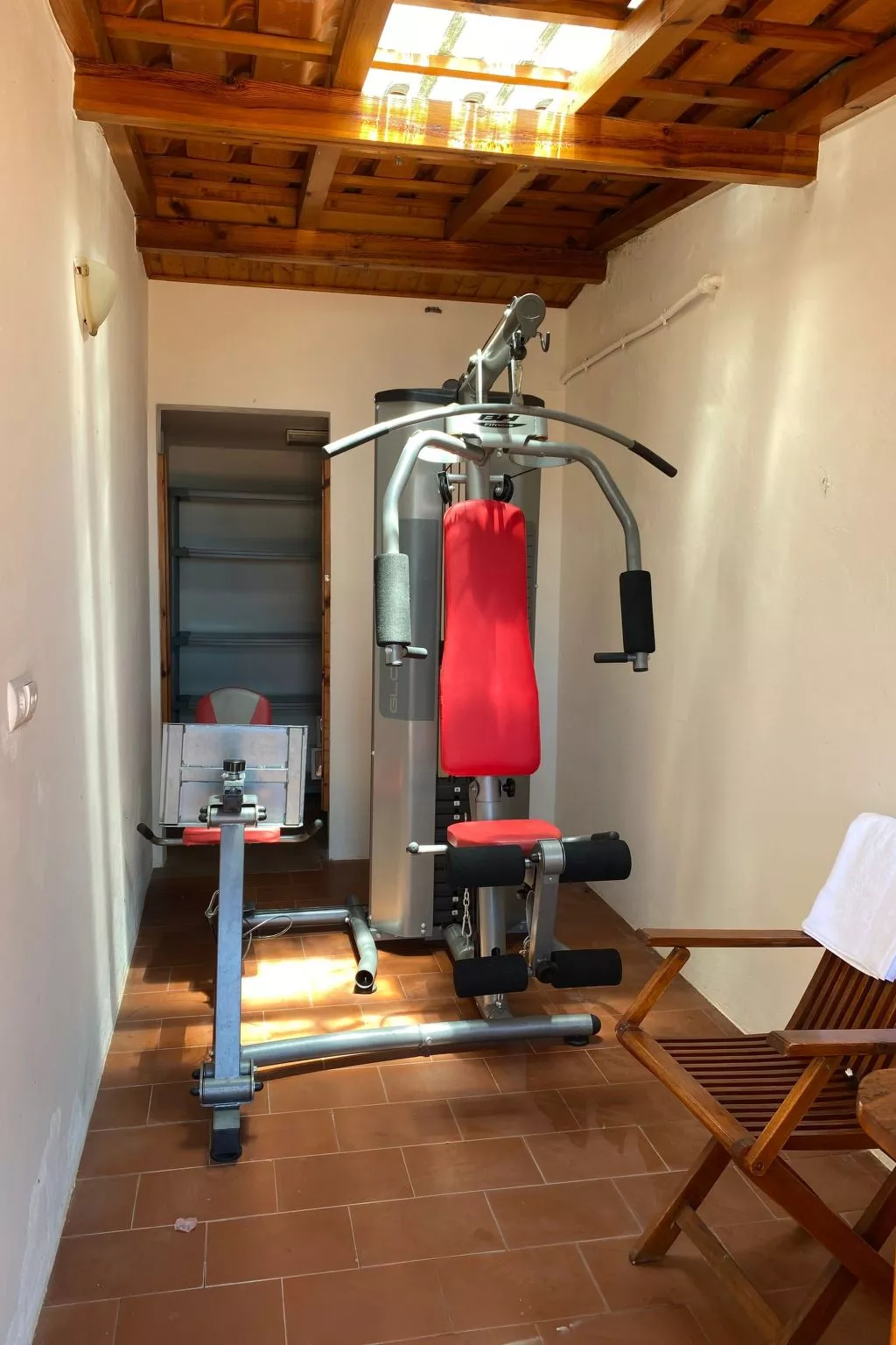 Ideales Familienhaus mit freiem Stadt- und Meerblick-Image-tags.info