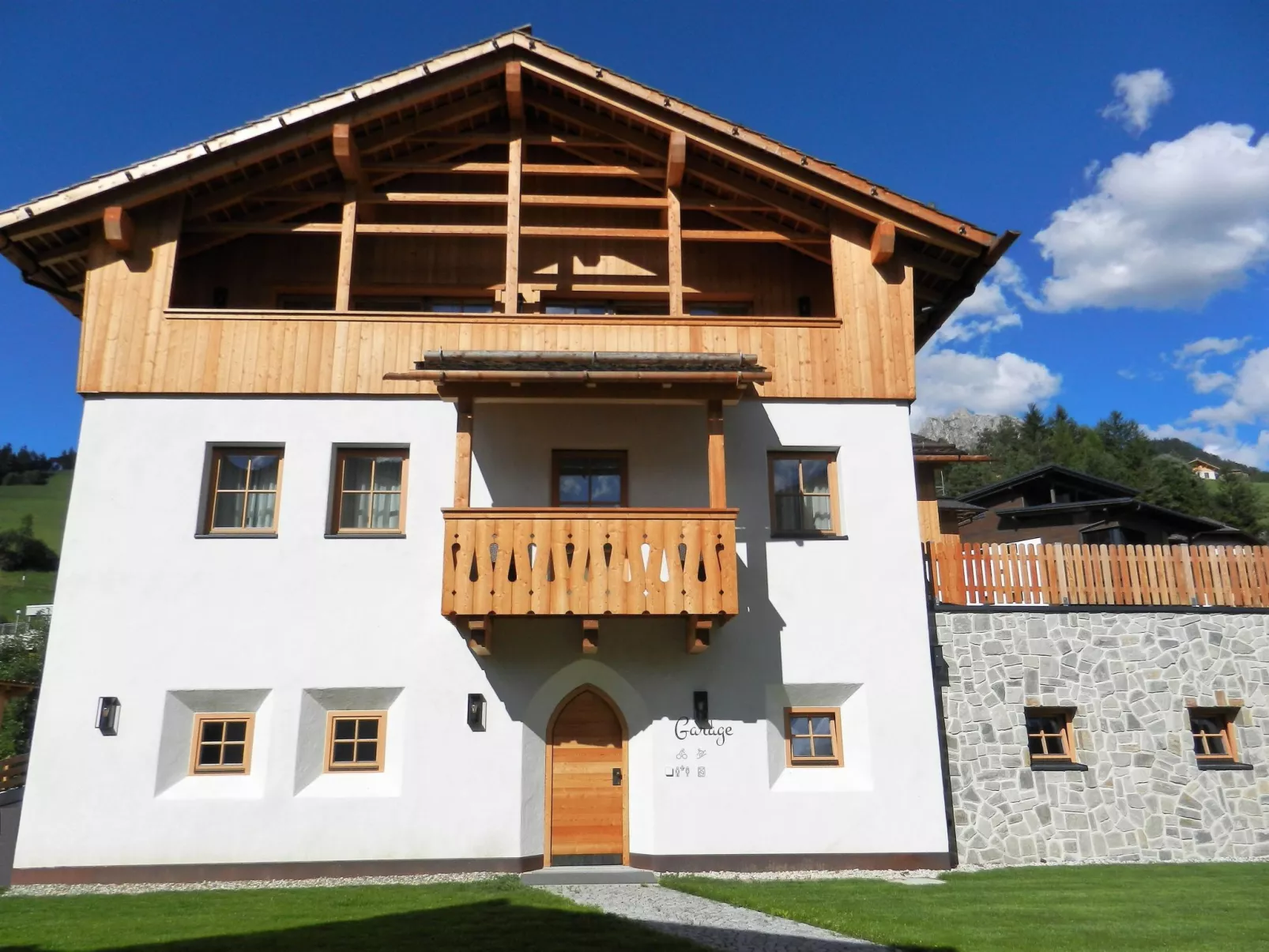 Für vier Personen im Erdgeschoss mit kleinem privatem Garten-Buiten