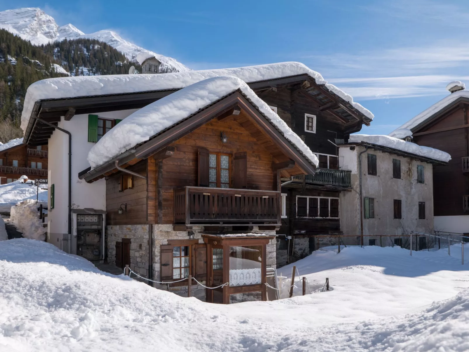 Wohnung im Dorfzentrum Ronco 1-Buiten
