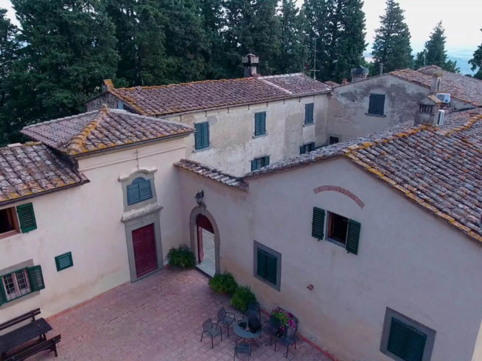 "Ciclamini capponi-Buiten