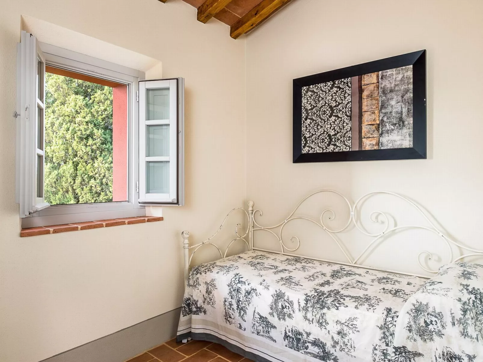 'Cypress T4 rota'-Binnen