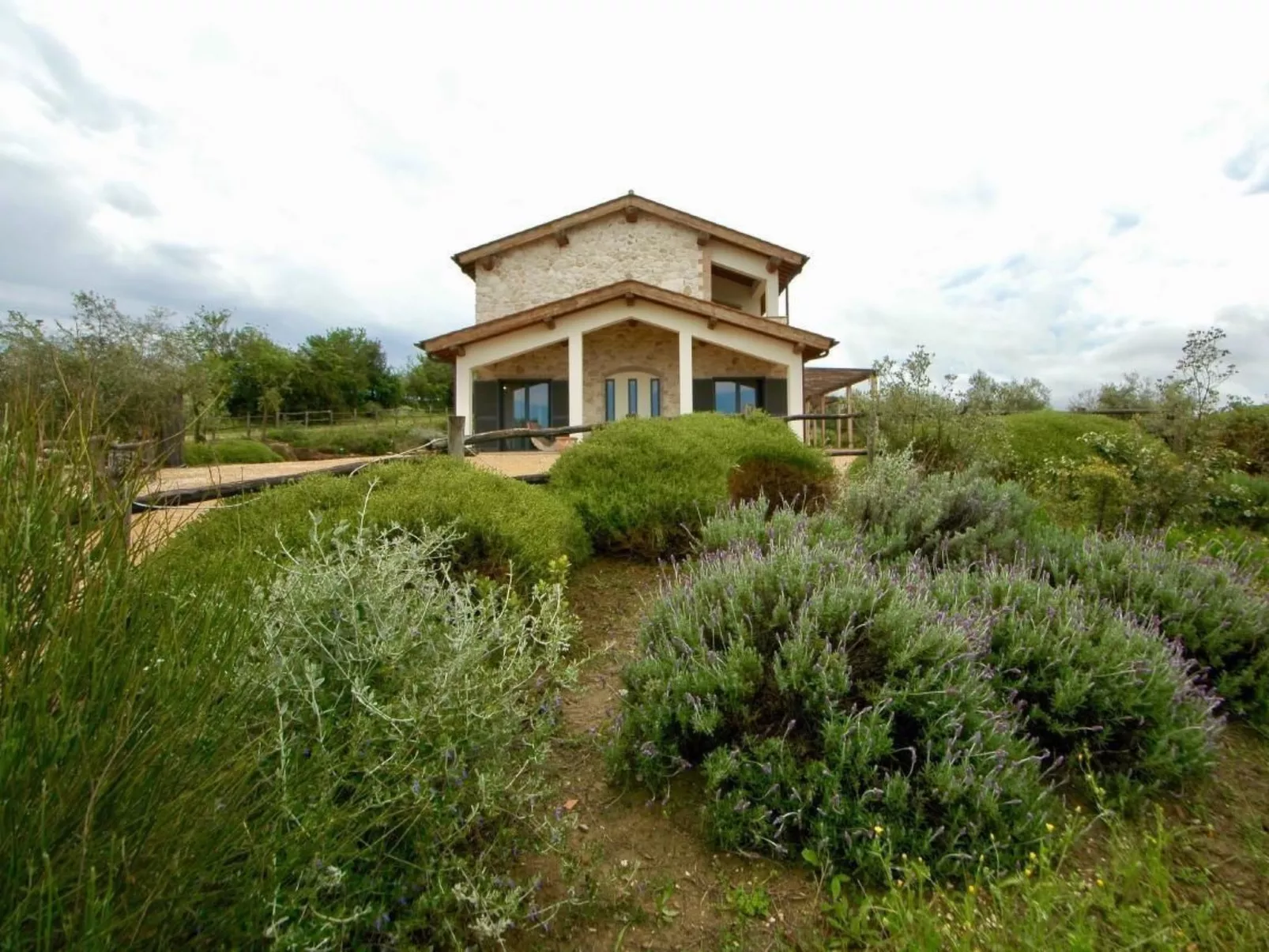 Traumhaftes Anwesen mit Schwimmbad in Meernähe-Buiten