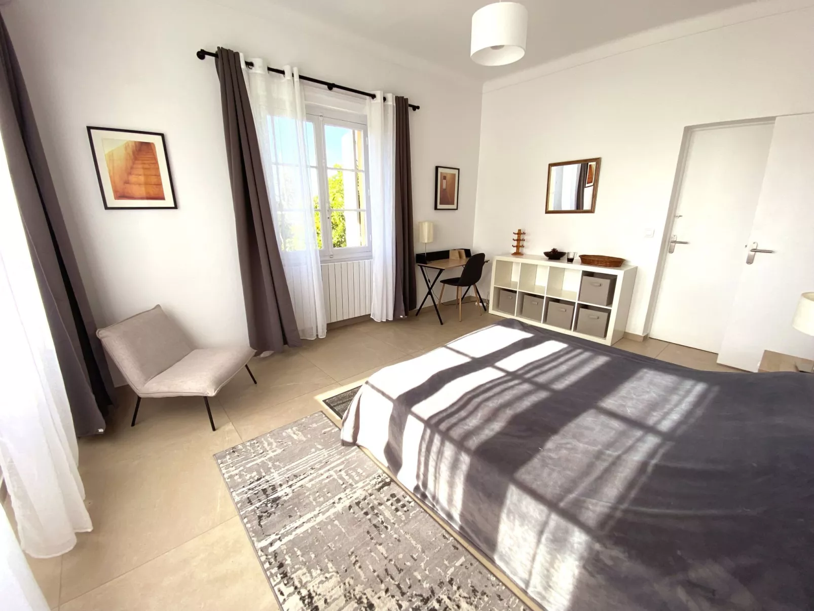 Geräumige und elegante Villa mit großem Garten, Swimmingpool und 3 Schlafzimmer-Binnen