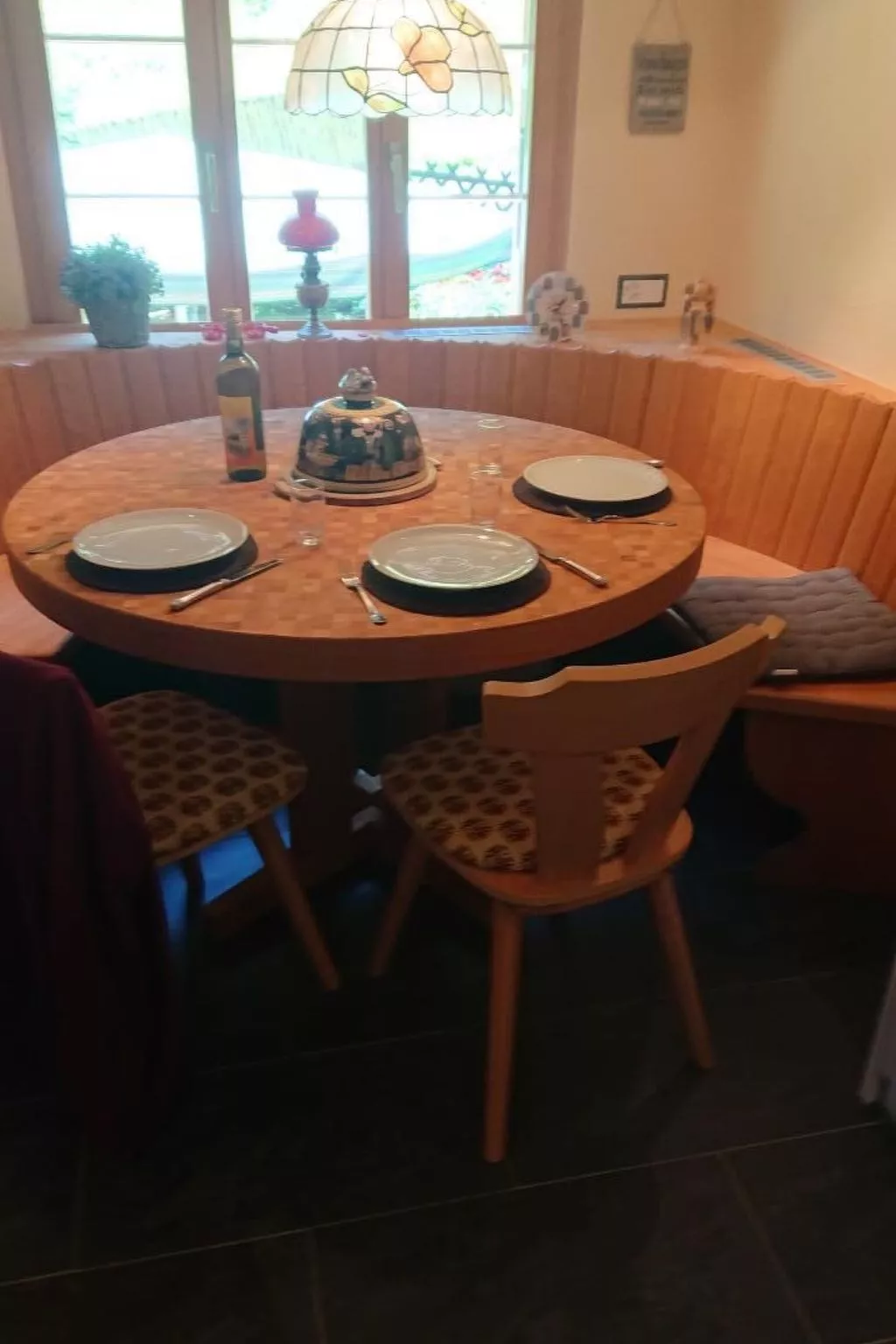 Alpen-Paradies-Binnen