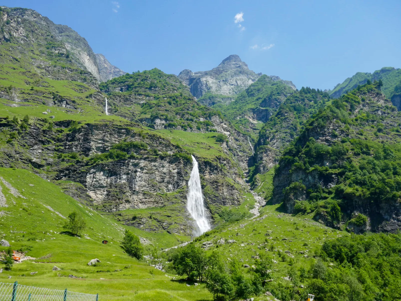 Ursprüngliches, stilvolles Rustico-Omgeving
