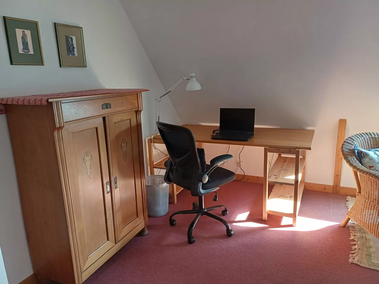 Komforthaus mit Traumgarten und Meerblick-Binnen