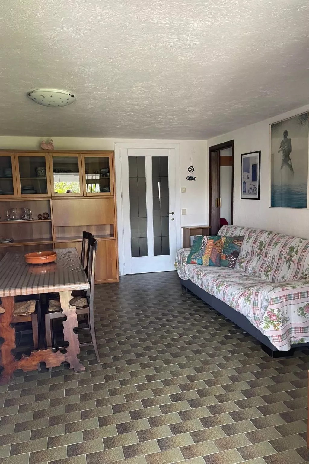 Heliopolis' Wohnung mit Dachterrasse-Binnen