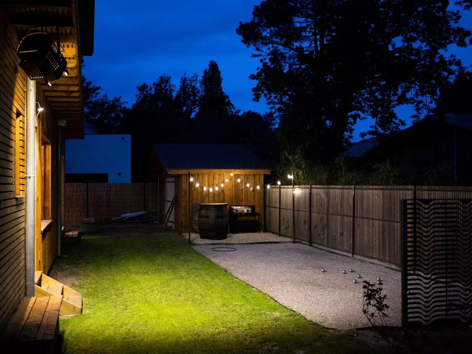 Außergewöhnliche Villa Andernos les Bains-Buiten