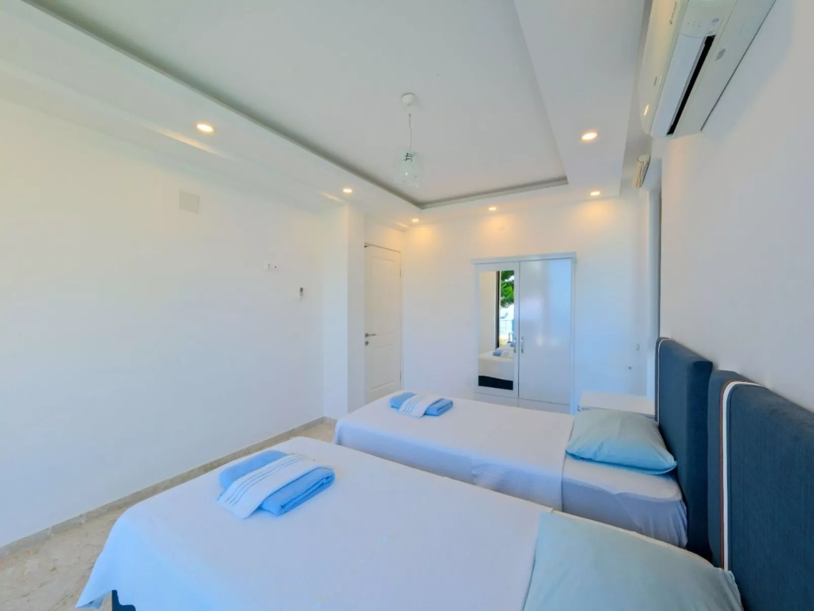 Villa mit unfassbarem Meerblick-Image-tags.info