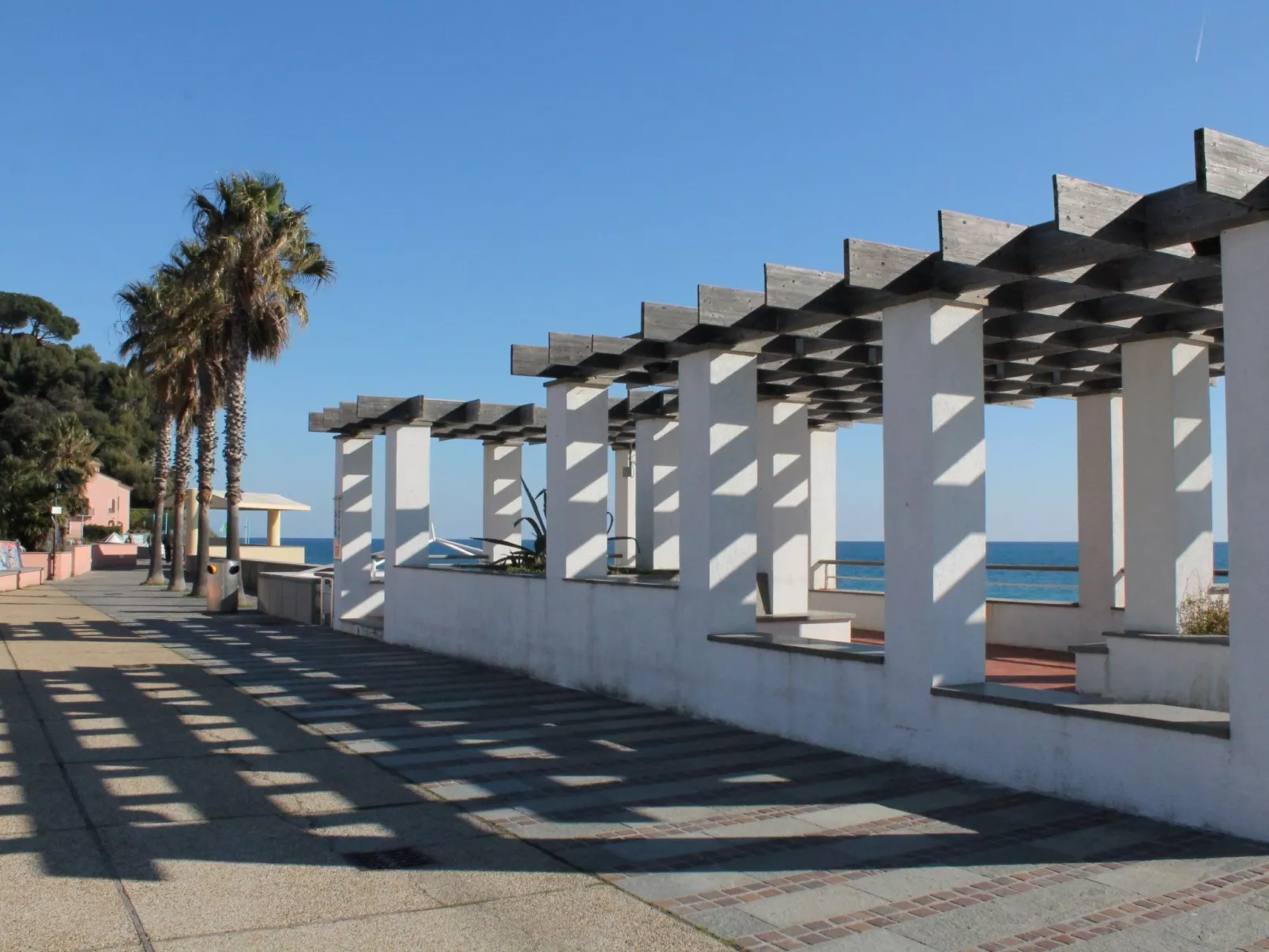 ILA2303 HOUSE CARLA-Buiten