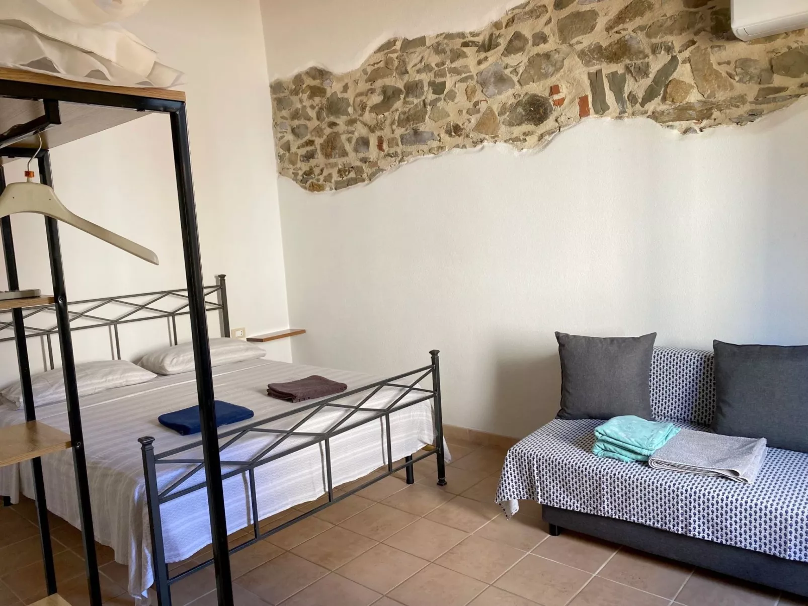 "Giotto" mit Terrasse-Binnen