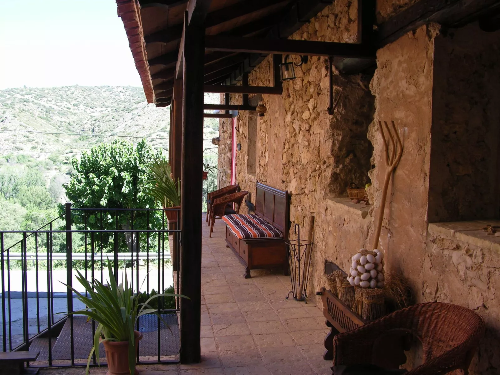 Wohnung Bohílgues, mit Terrasse - Buiten