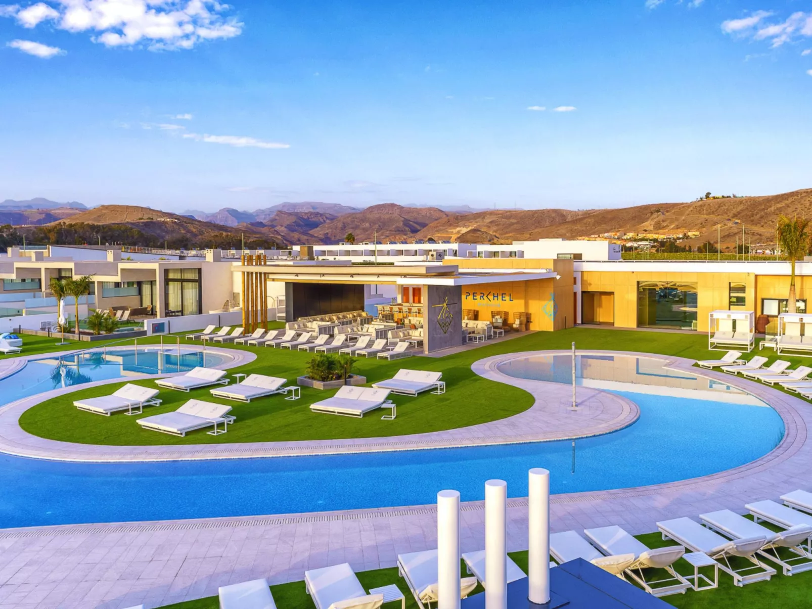 Villa mit Wasserblick-Buiten