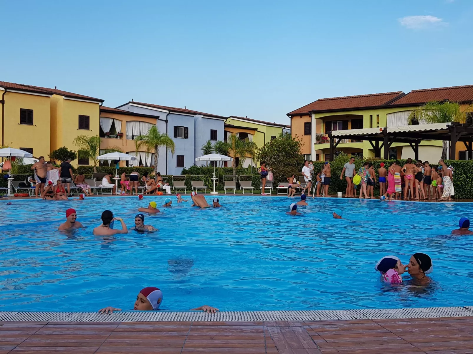 Wohnung 'Artemide' mit Infinity-Pool-Image-tags.info