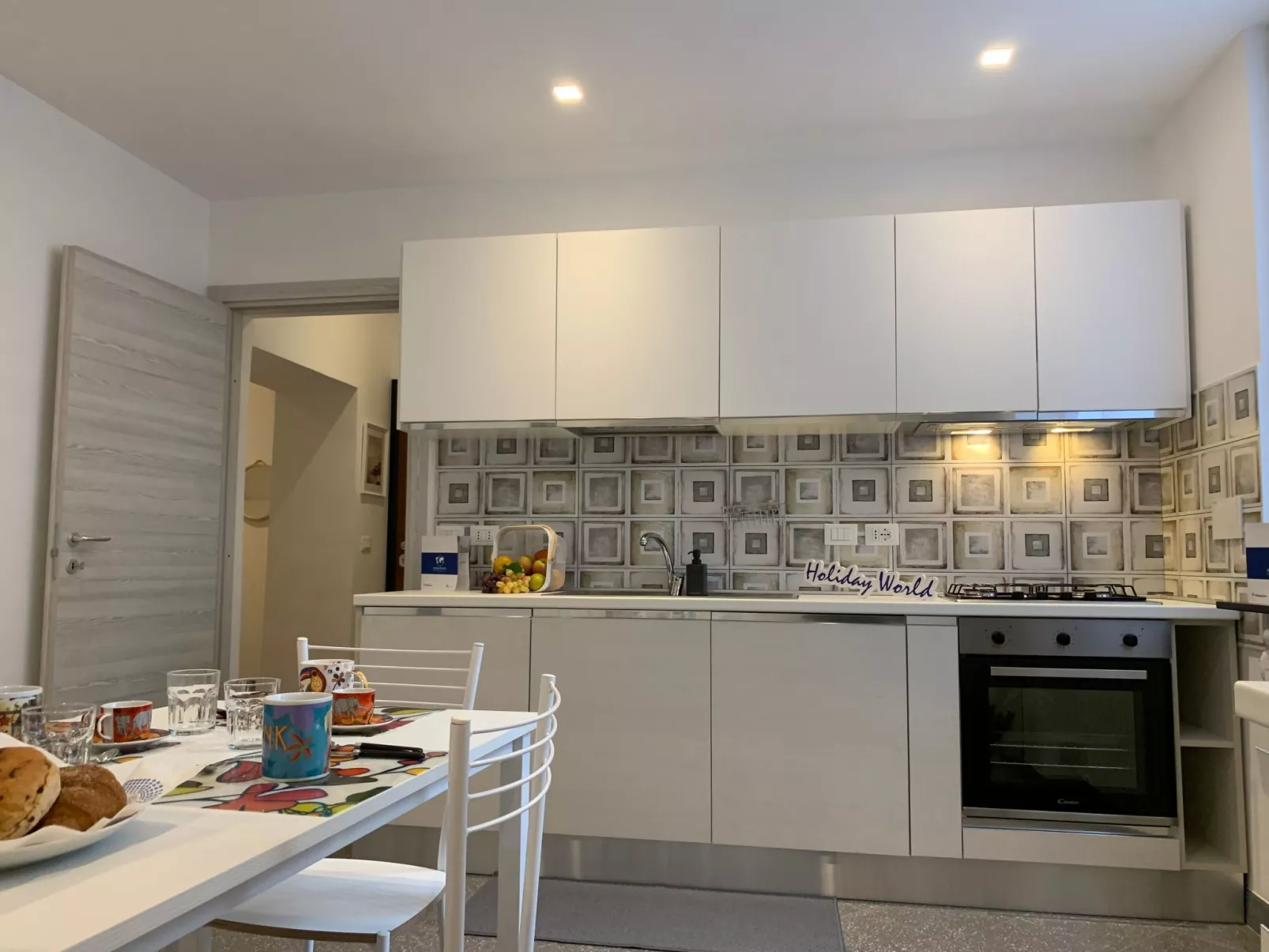 Für 4 Personen ca. 76 m&sup2; in Genua, Norditalien (Ligurien)-Image-tags.info