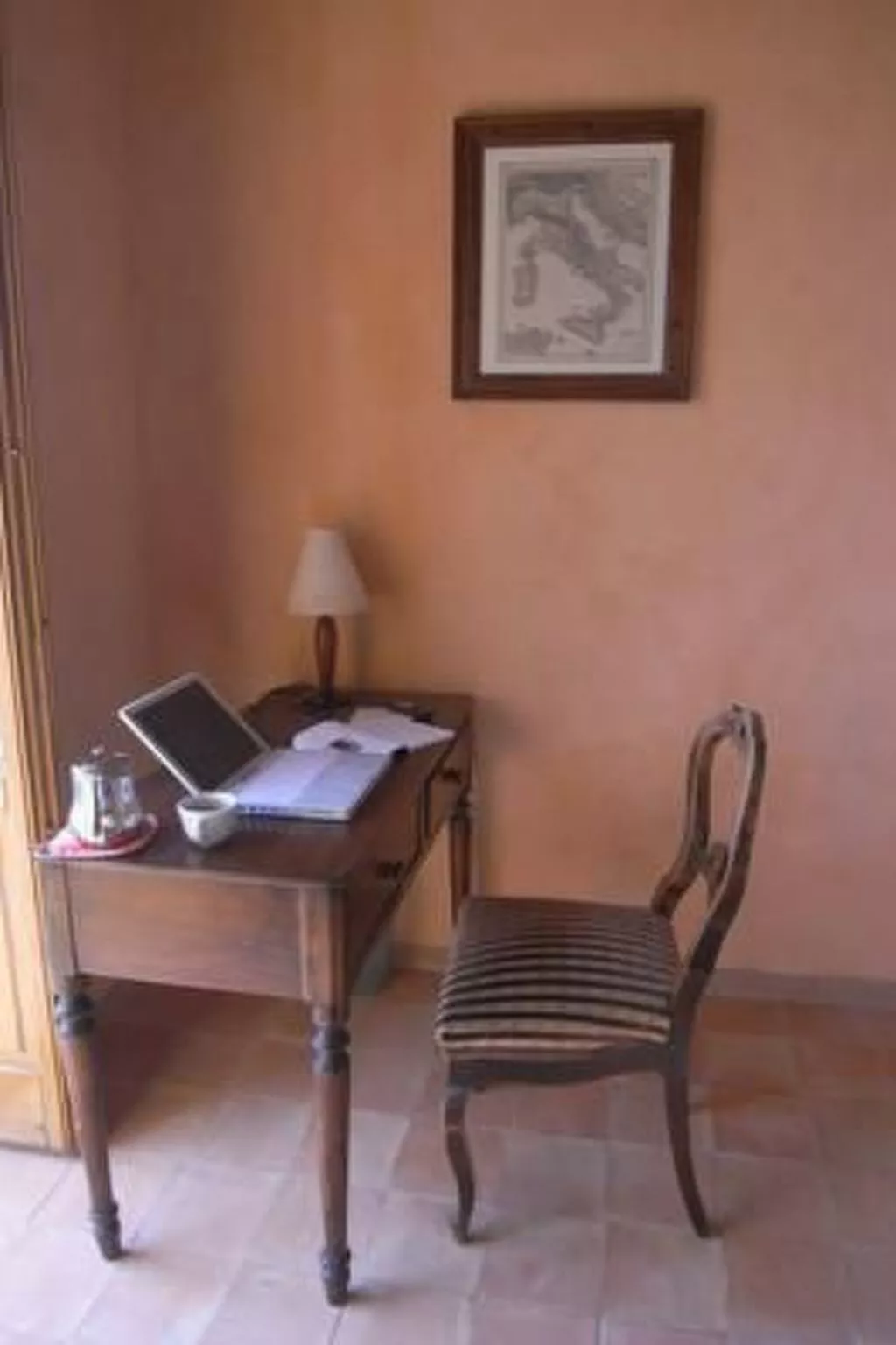 Natursteinhaus mit Panoramablick zum Meer-Binnen