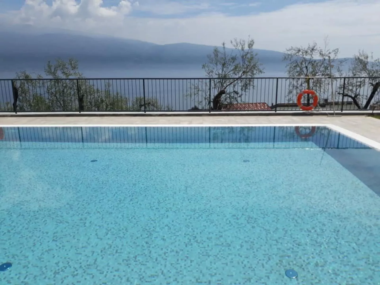 Anwesen "Dany" mit Blick aufs Wasser-Image-tags.info