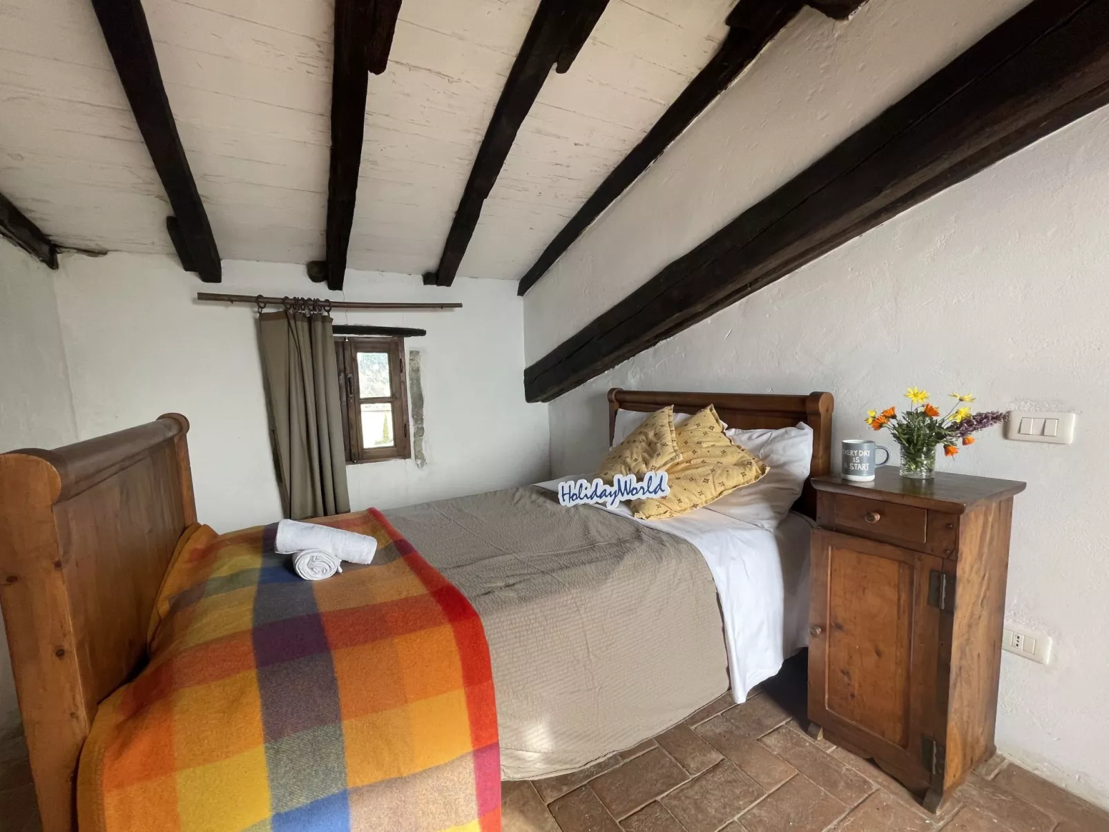 The Tower by Holiday World-Binnen