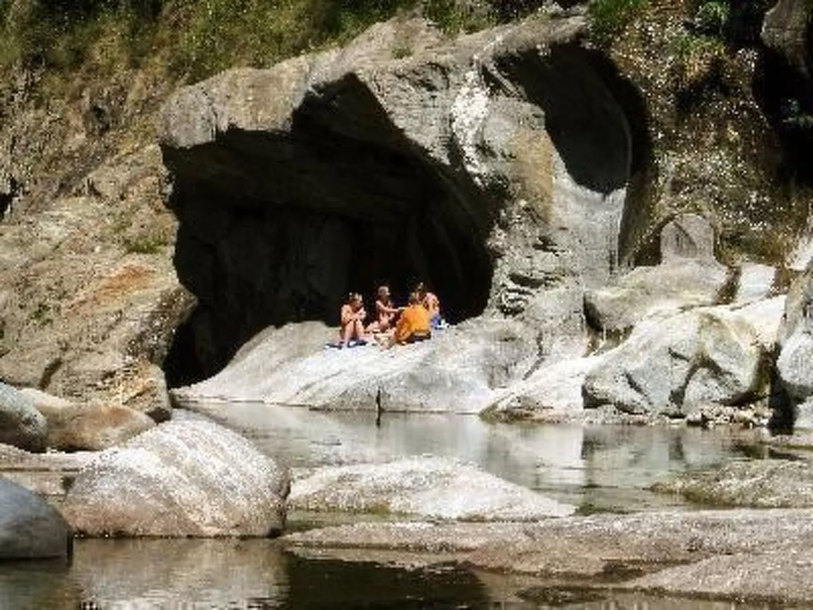 Vecchia Scuderia-Buiten