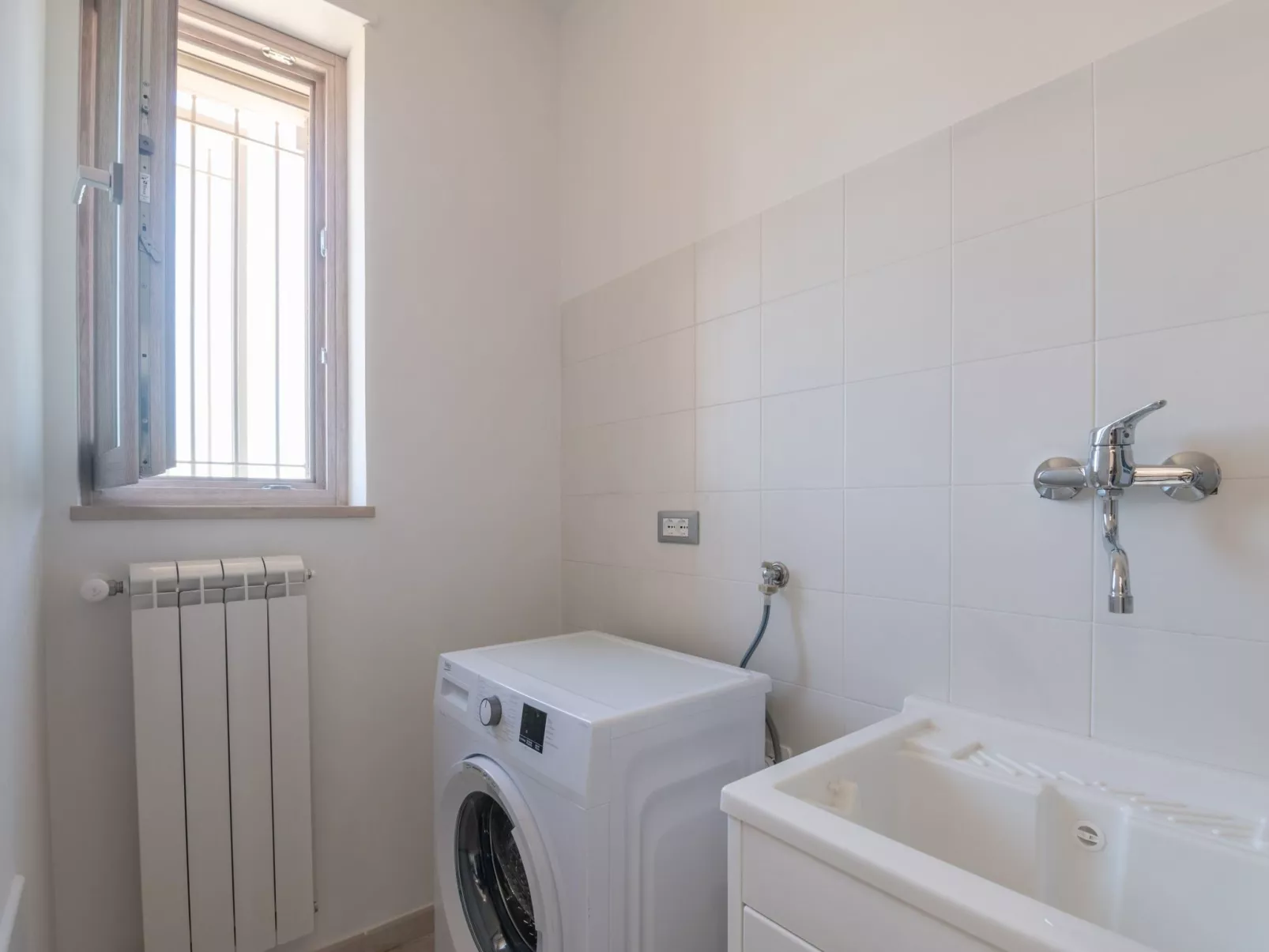 Villa Gioena mit Pool-Image-tags.info