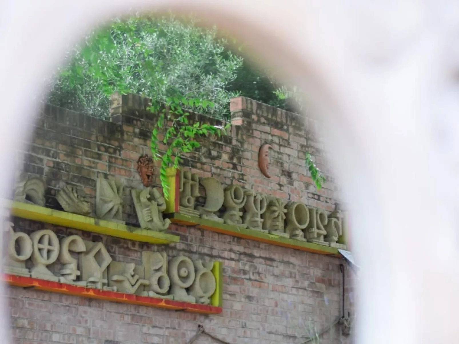 Studio  BUBO  - Pool - Ausblick- Kunst-Buiten