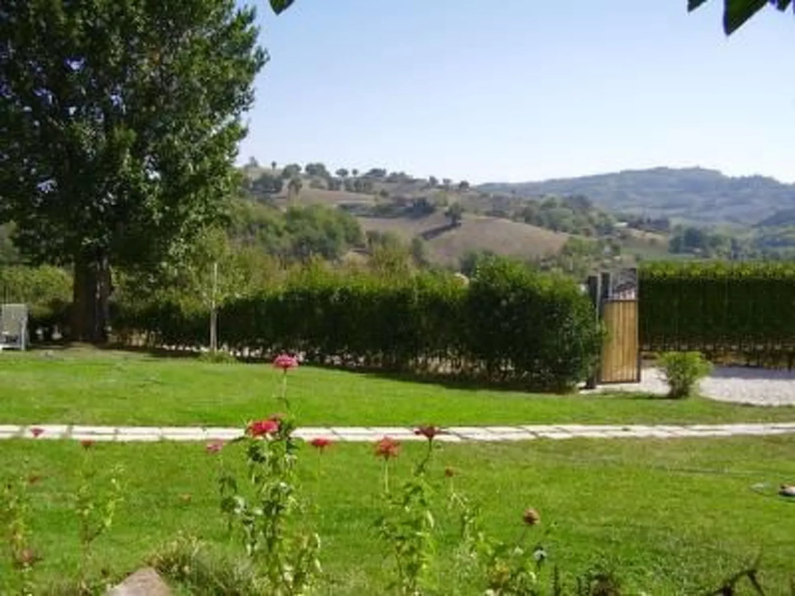 'Granatapfel' mit Schwimmbad-Image-tags.info