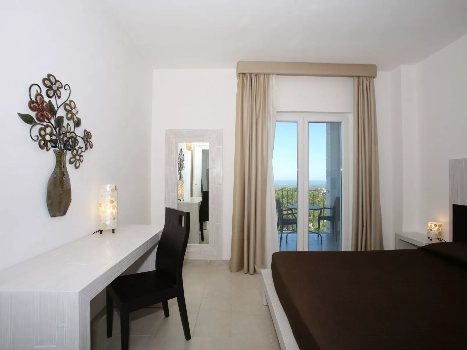 Villa Hecate mit Panoramapool-Image-tags.info