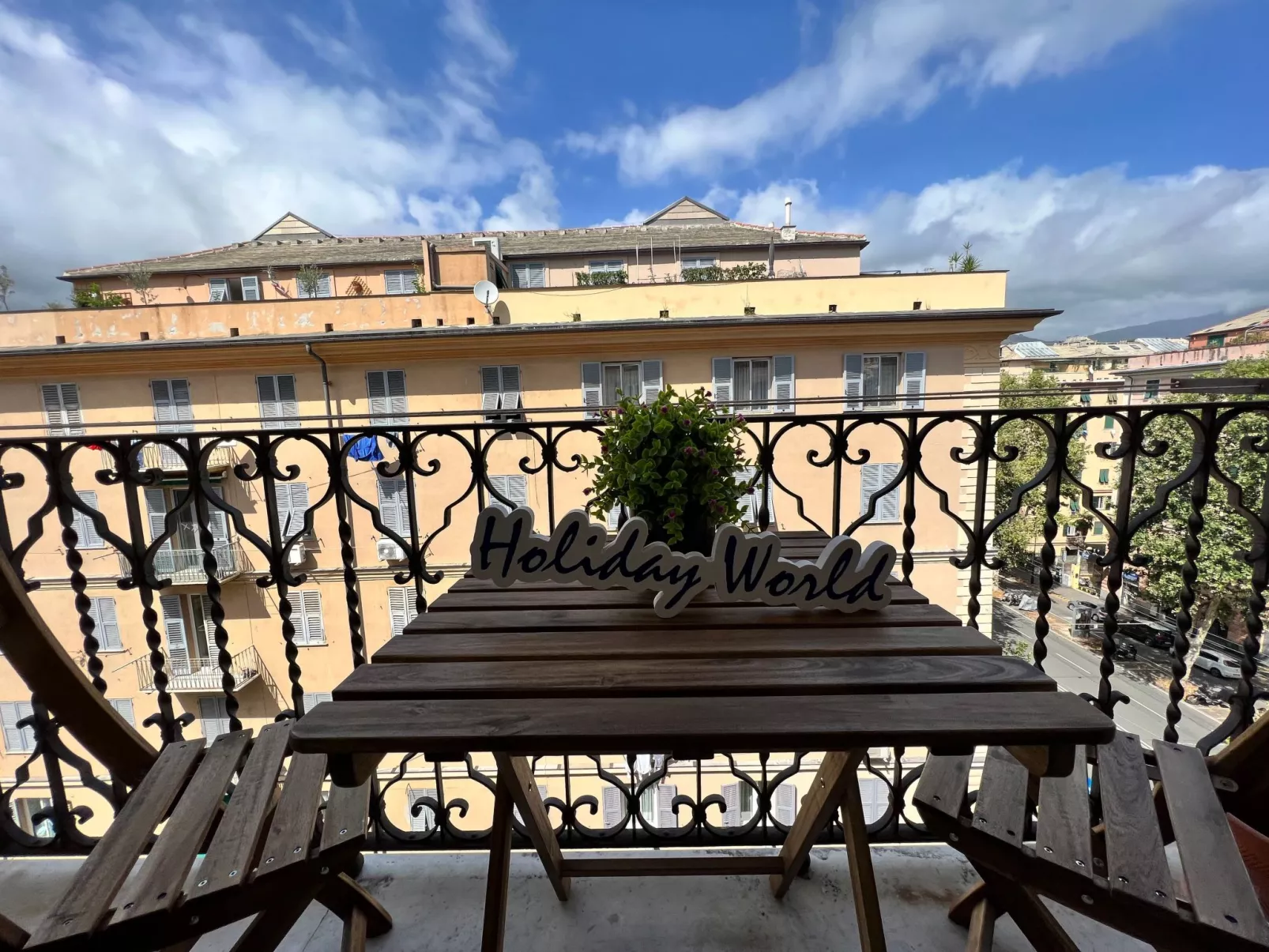 'La Superba' mit Balkon-Image-tags.info