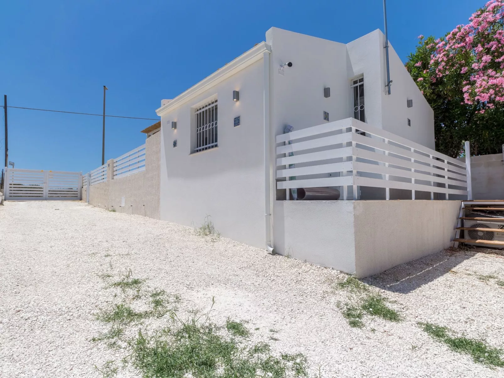Oneiro, Unterkunft am Strand mit großer Terrasse-Buiten