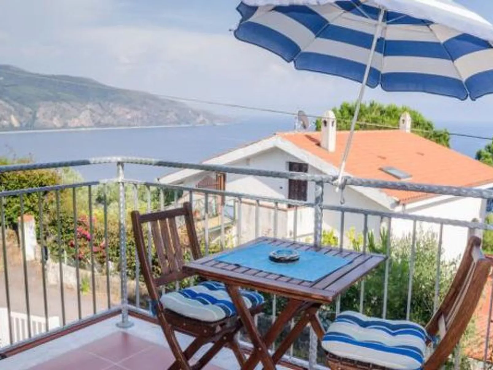 Ro. e Se. in Palinuro DE Blaue Flagge-Binnen