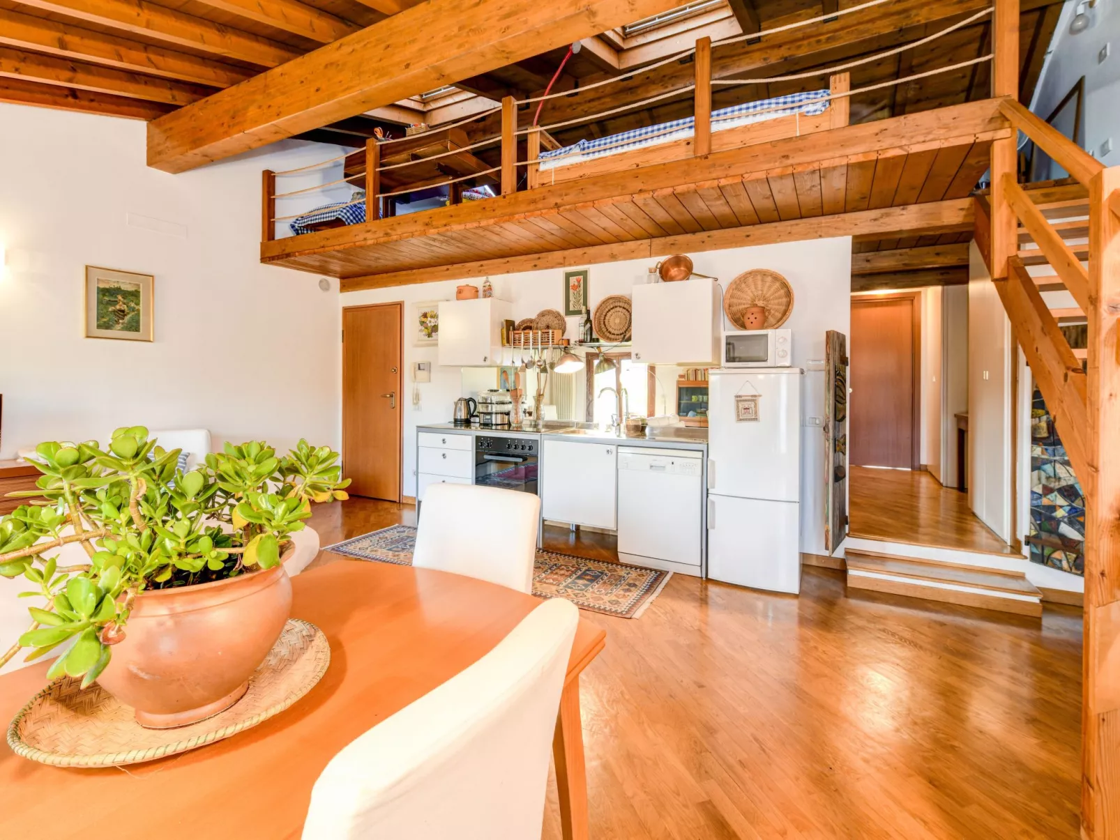 'Silvia4' mit Balkon-Binnen